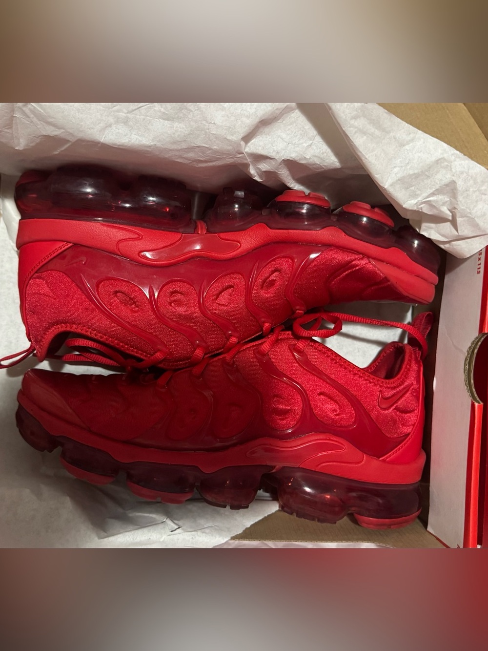 Men's Vibrant Red Athletic Sneakers with Cushioned Air-Style Sole